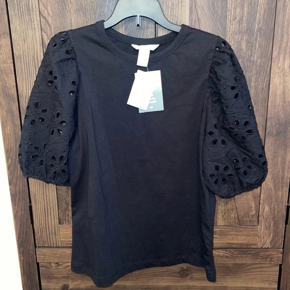 NWT Eyelet Black Embroidered Tshirt - Picture 5 of 7
